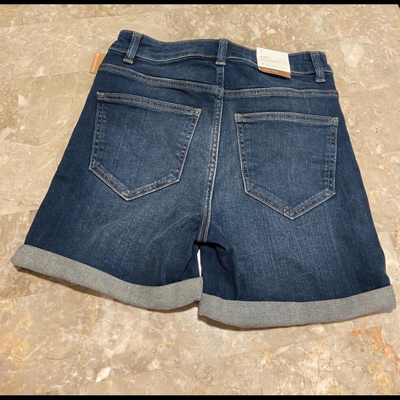 Jean Shorts - Picture 5 of 5